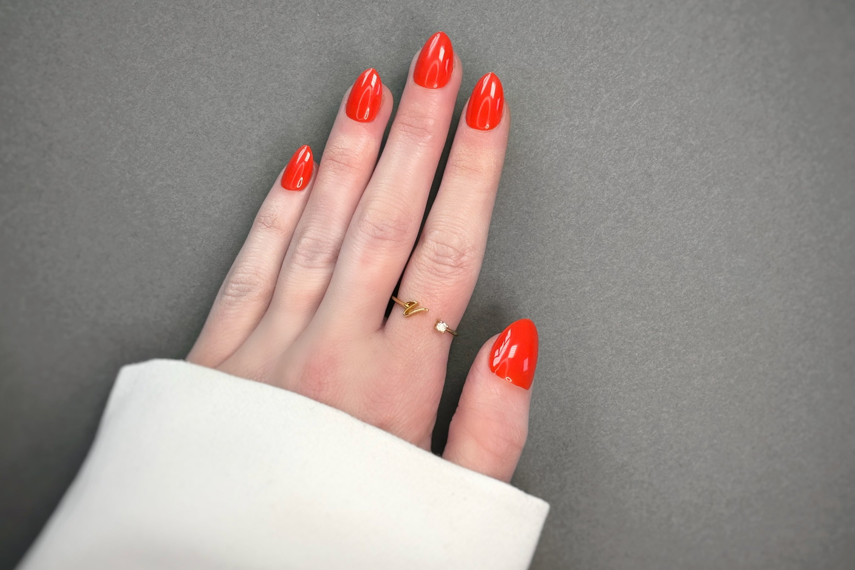 ONGLES ROUGE