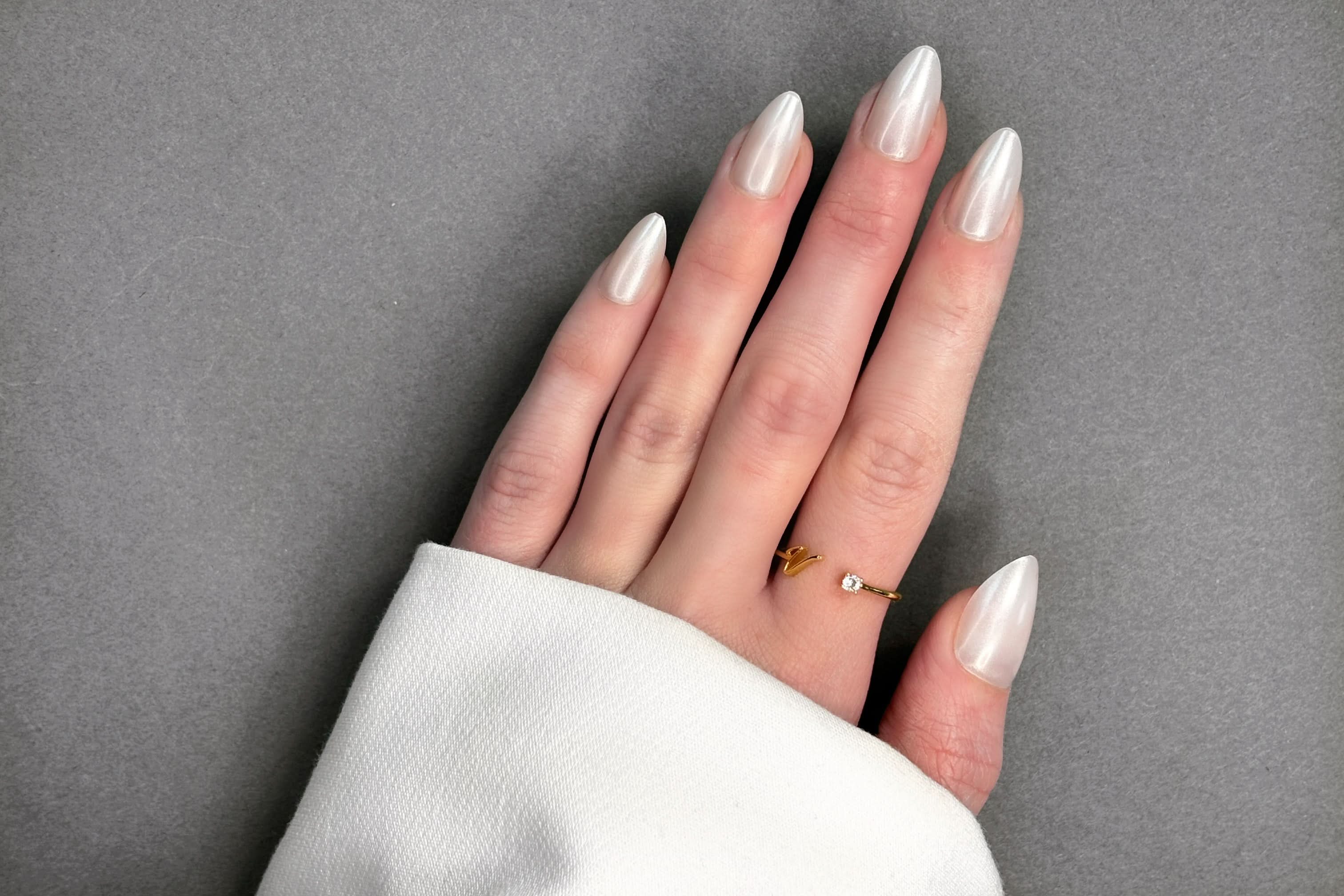faux ongles gris