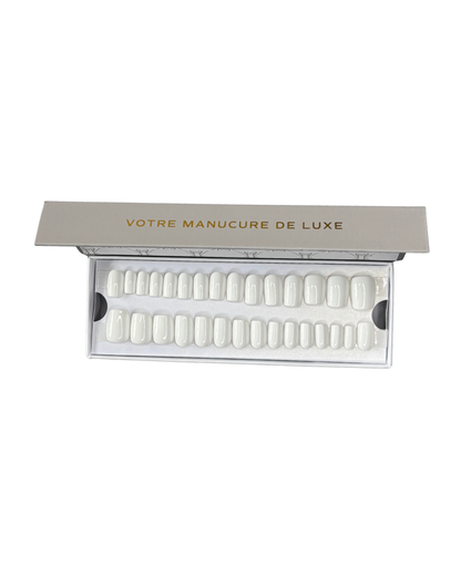 Coconut - Faux ongles blancs carrés extra court