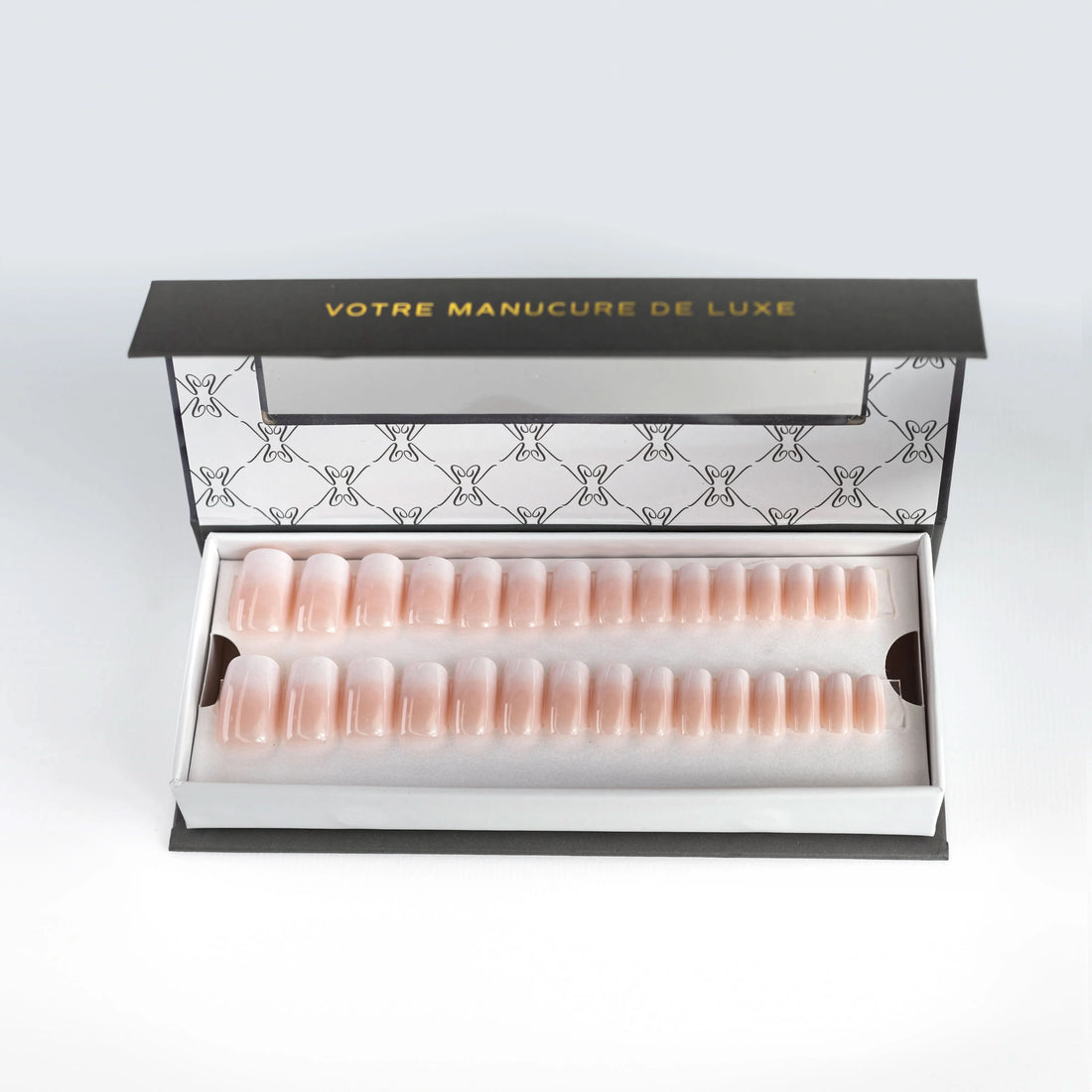 ongle babyboomer couleur