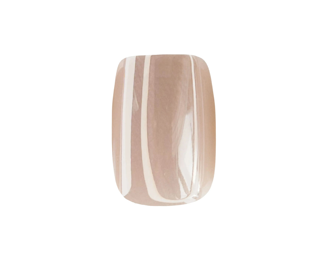 faux ongle court