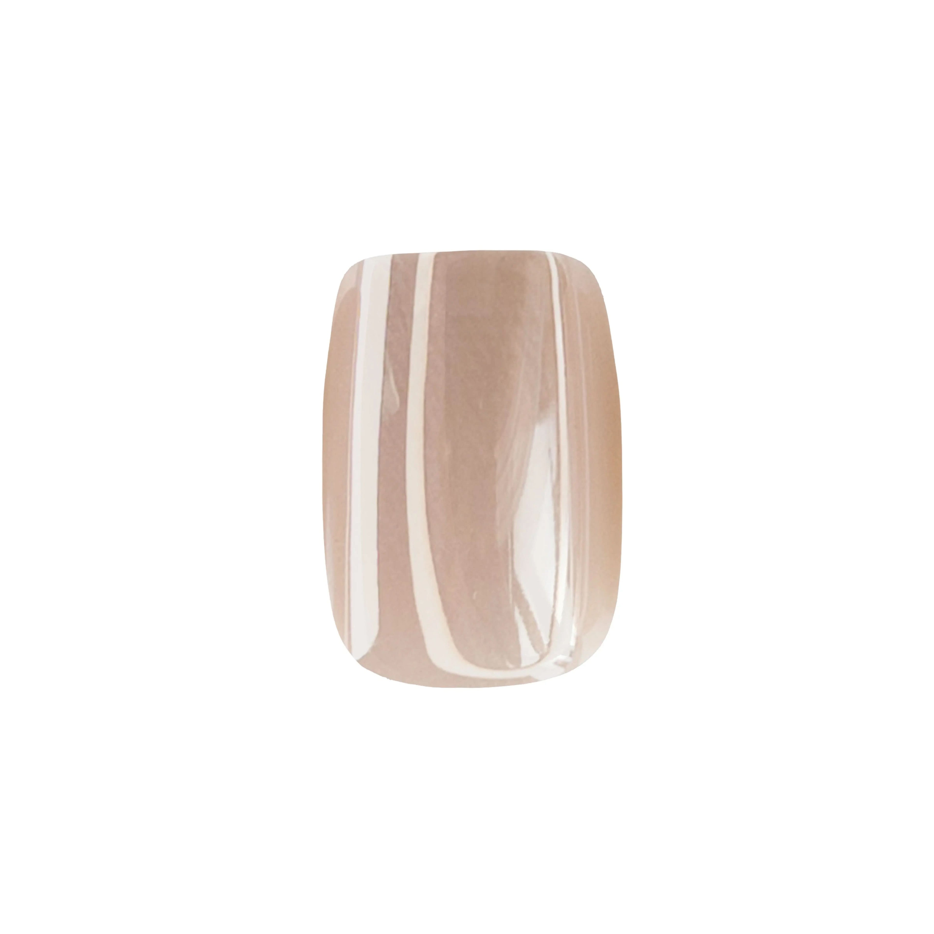 faux ongle court
