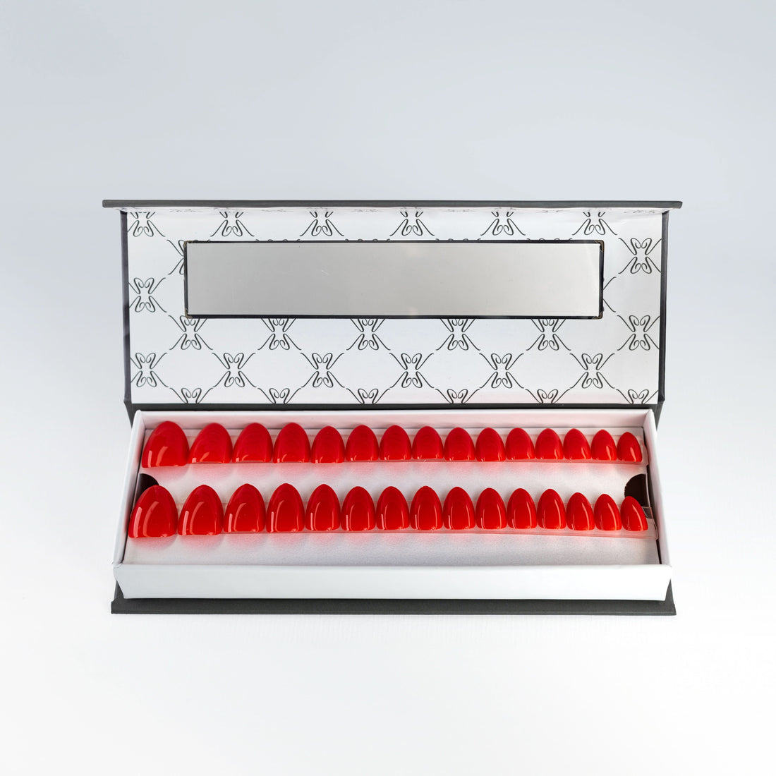 ongle saint valentin