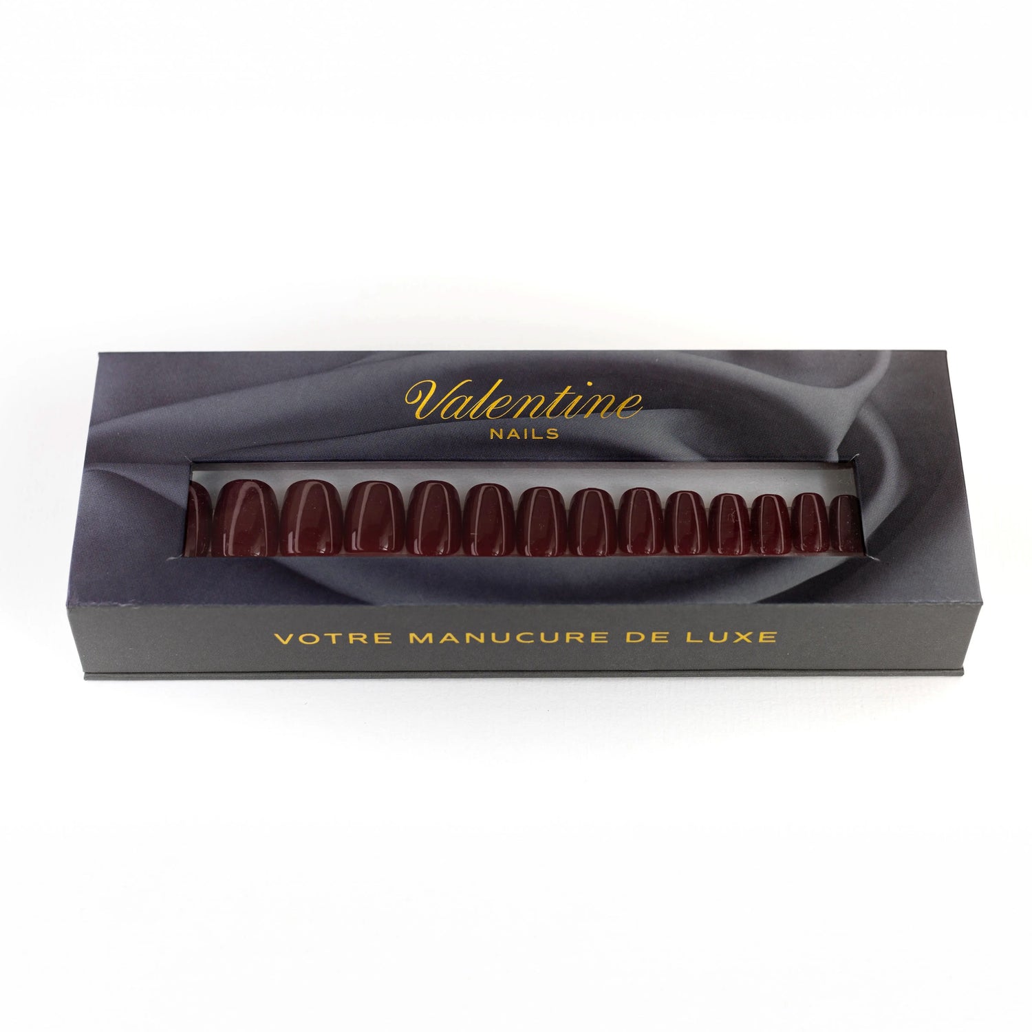 faux ongle rouge bordeaux