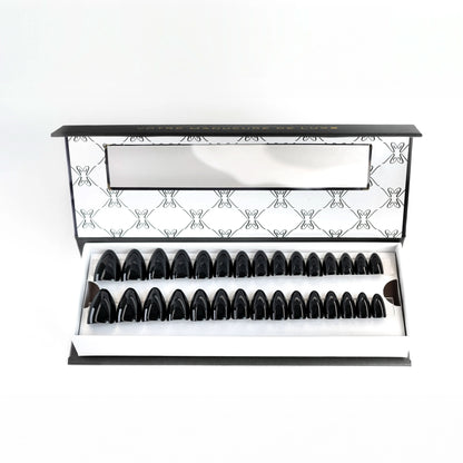 faux ongle noir brillant